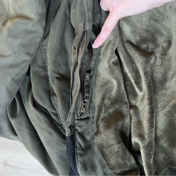 L.L. Bean Olive Quilted Hooded Puffer Coat - Picture 9 of 9